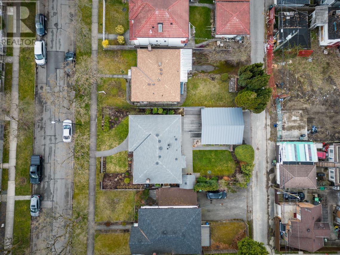 5388 Slocan Street, Vancouver, British Columbia  V5R 2A7 - Photo 10 - R2802362