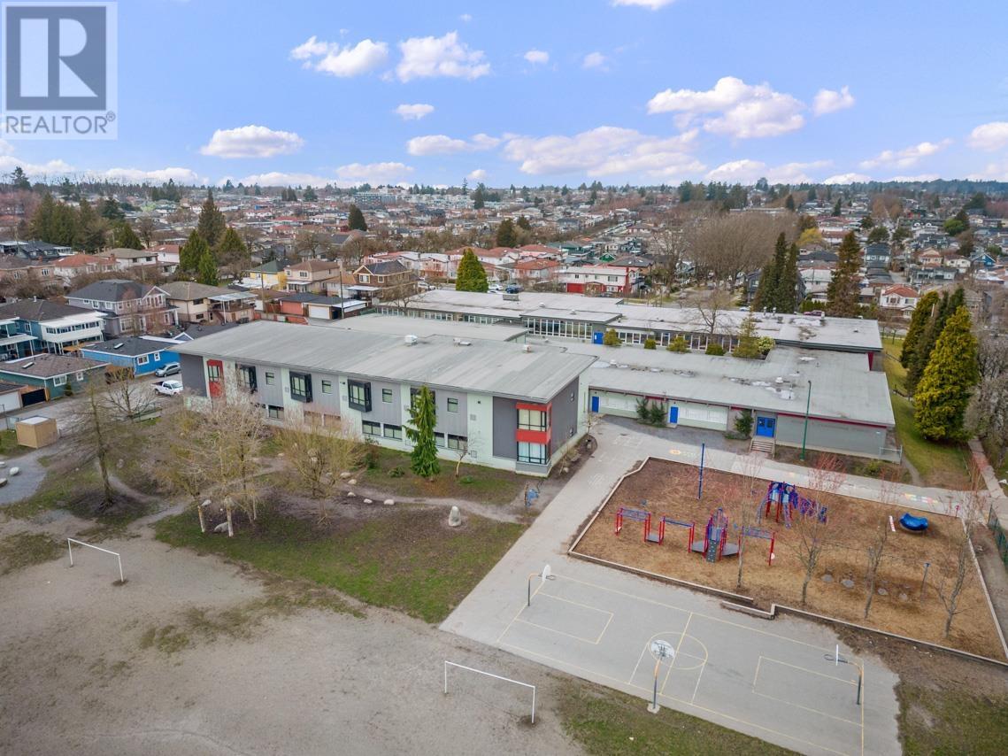 5388 Slocan Street, Vancouver, British Columbia  V5R 2A7 - Photo 13 - R2802362