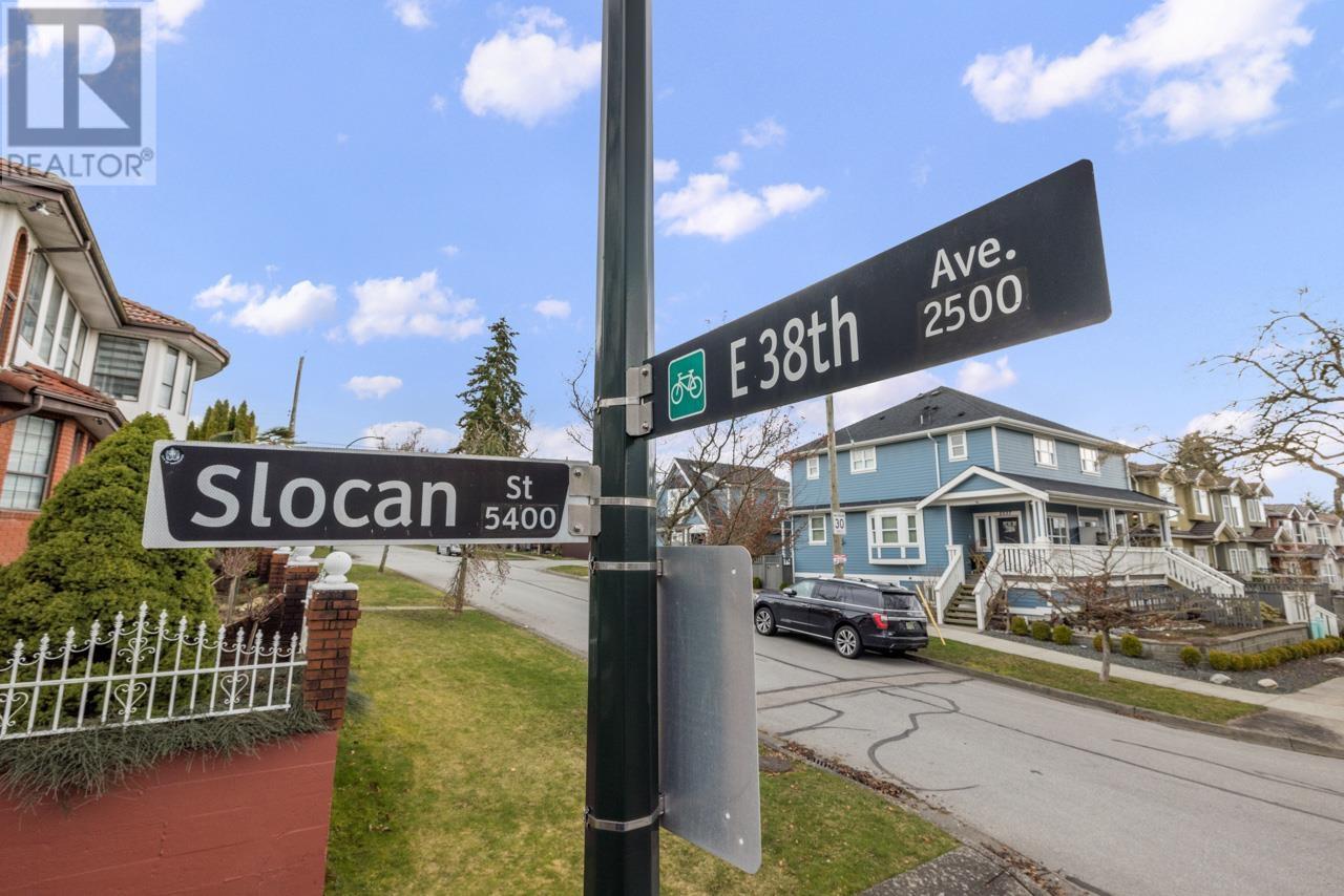 5388 Slocan Street, Vancouver, British Columbia  V5R 2A7 - Photo 14 - R2802362