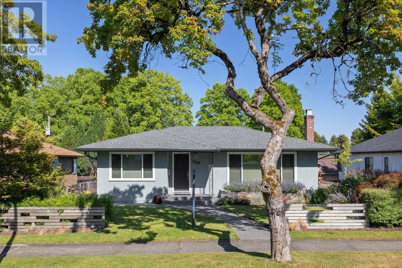 5388 Slocan Street, Vancouver, British Columbia  V5R 2A7 - Photo 2 - R2802362