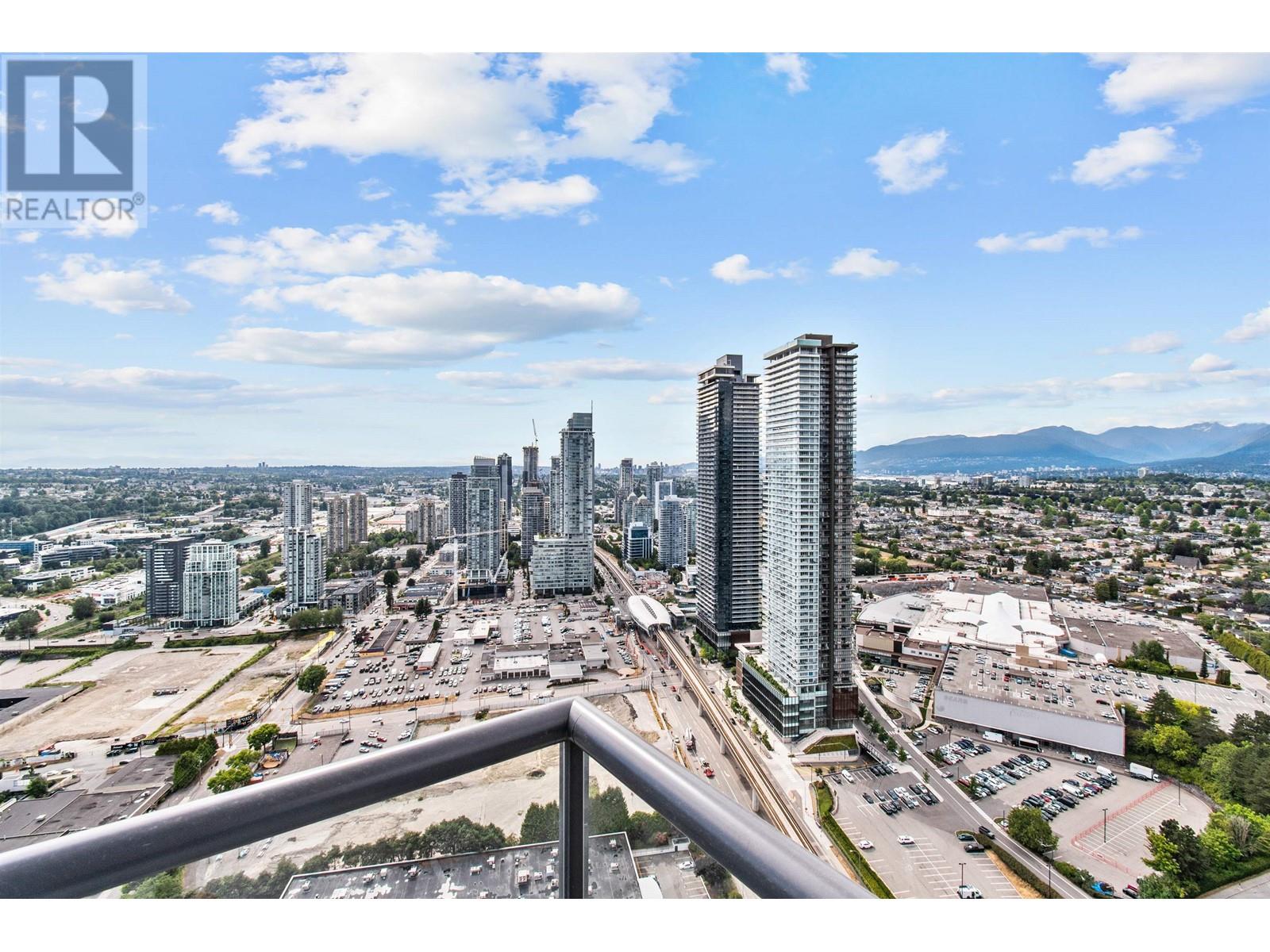 4402 4720 Lougheed Highway, Burnaby, British Columbia  V5C 0M8 - Photo 2 - R2802283