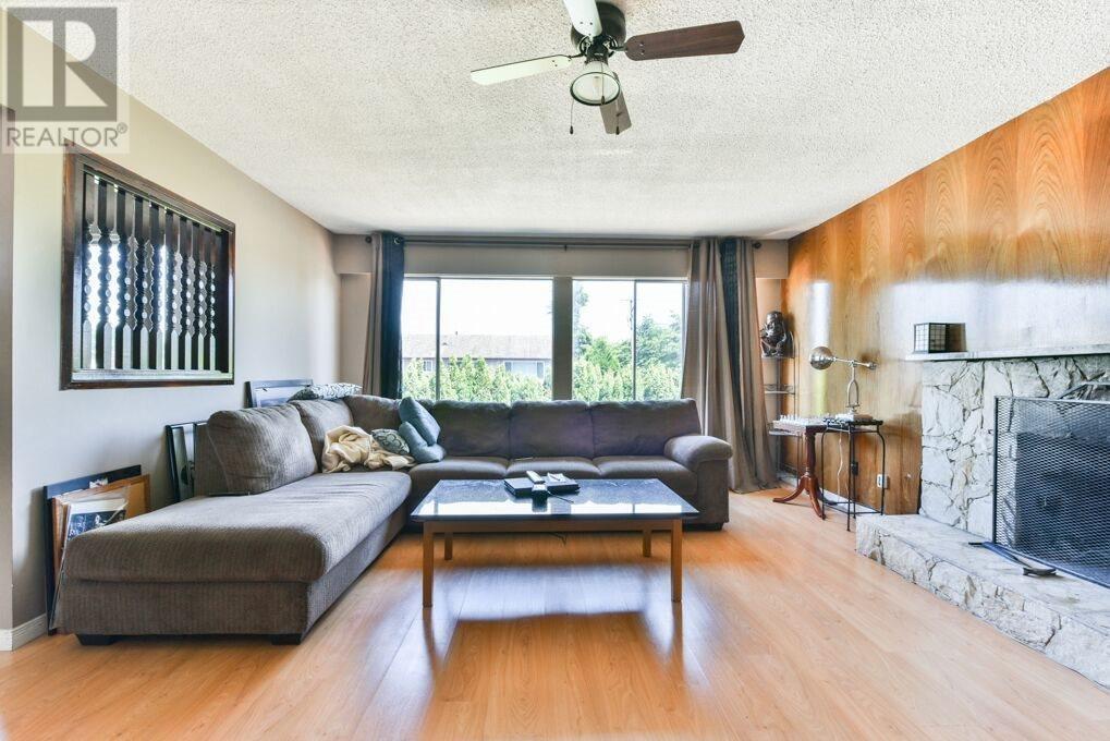 10931 Seaward Gate, Richmond, British Columbia  V7A 3Z6 - Photo 2 - R2800416
