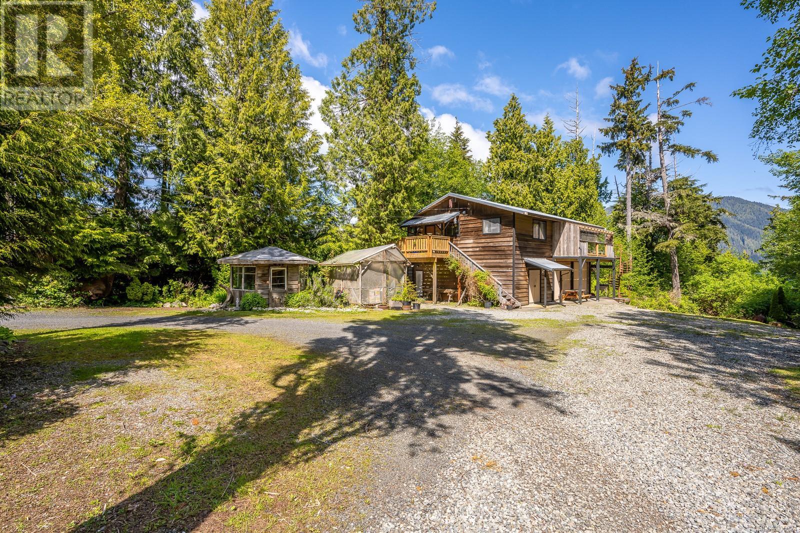 780 Campbell St, Tofino, British Columbia  V0R 2Z0 - Photo 47 - 905824