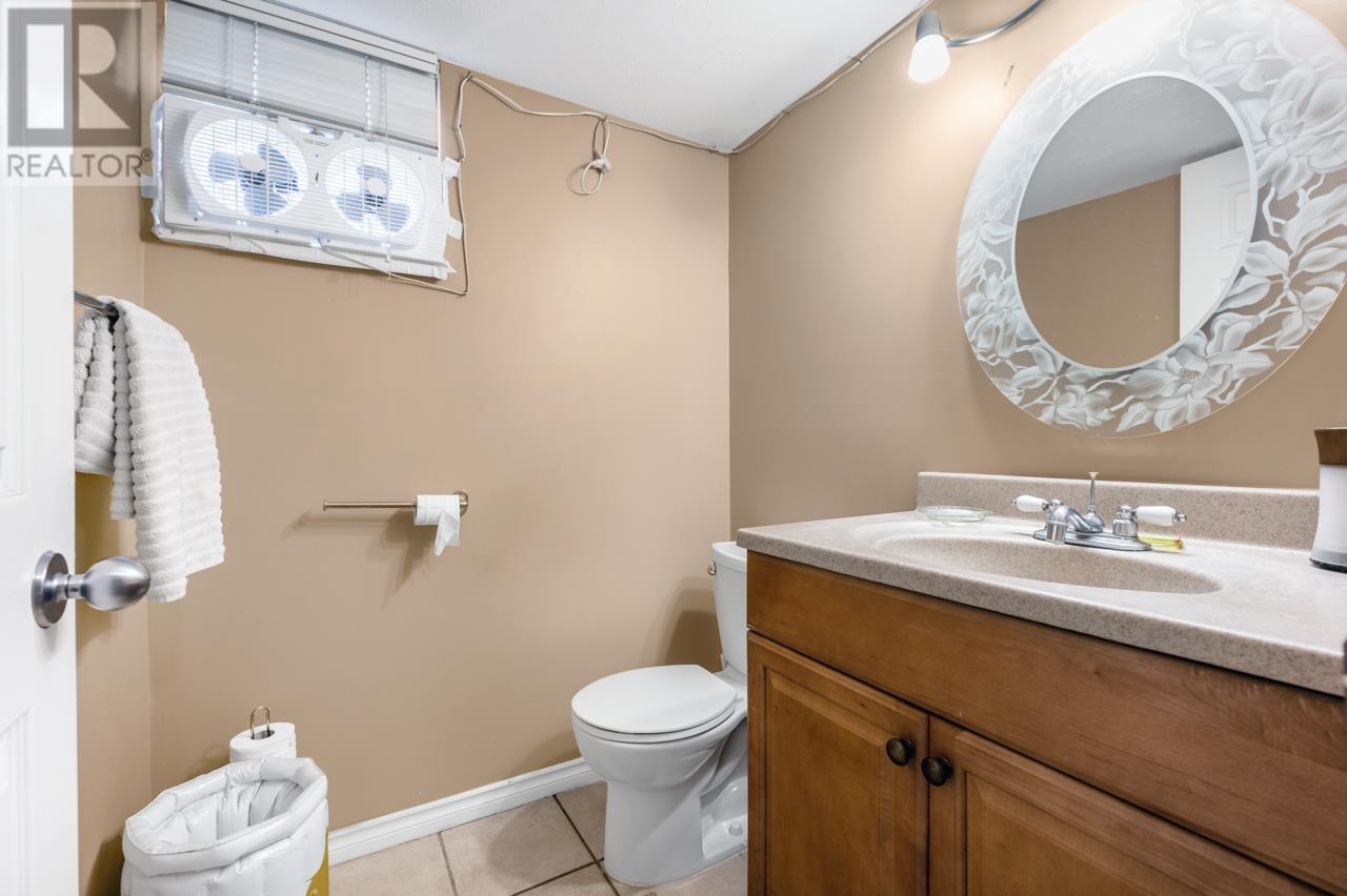 4260 Shackleton Gate, Richmond, British Columbia  V7C 4X1 - Photo 9 - R2800919
