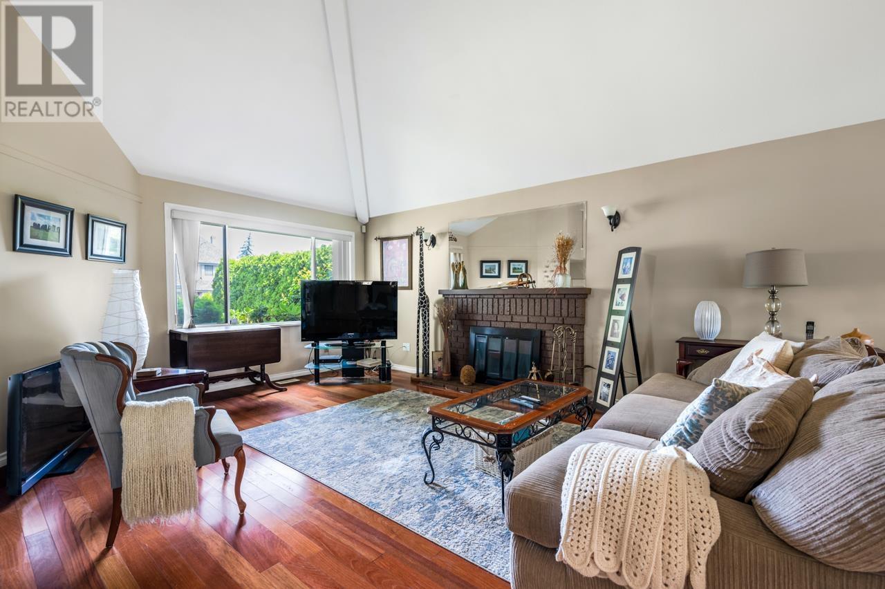 4260 Shackleton Gate, Richmond, British Columbia  V7C 4X1 - Photo 6 - R2800919