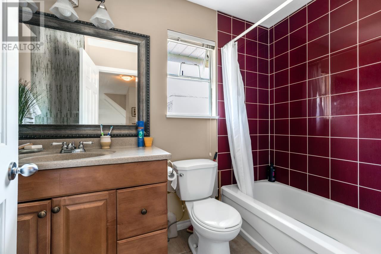 4260 Shackleton Gate, Richmond, British Columbia  V7C 4X1 - Photo 18 - R2800919