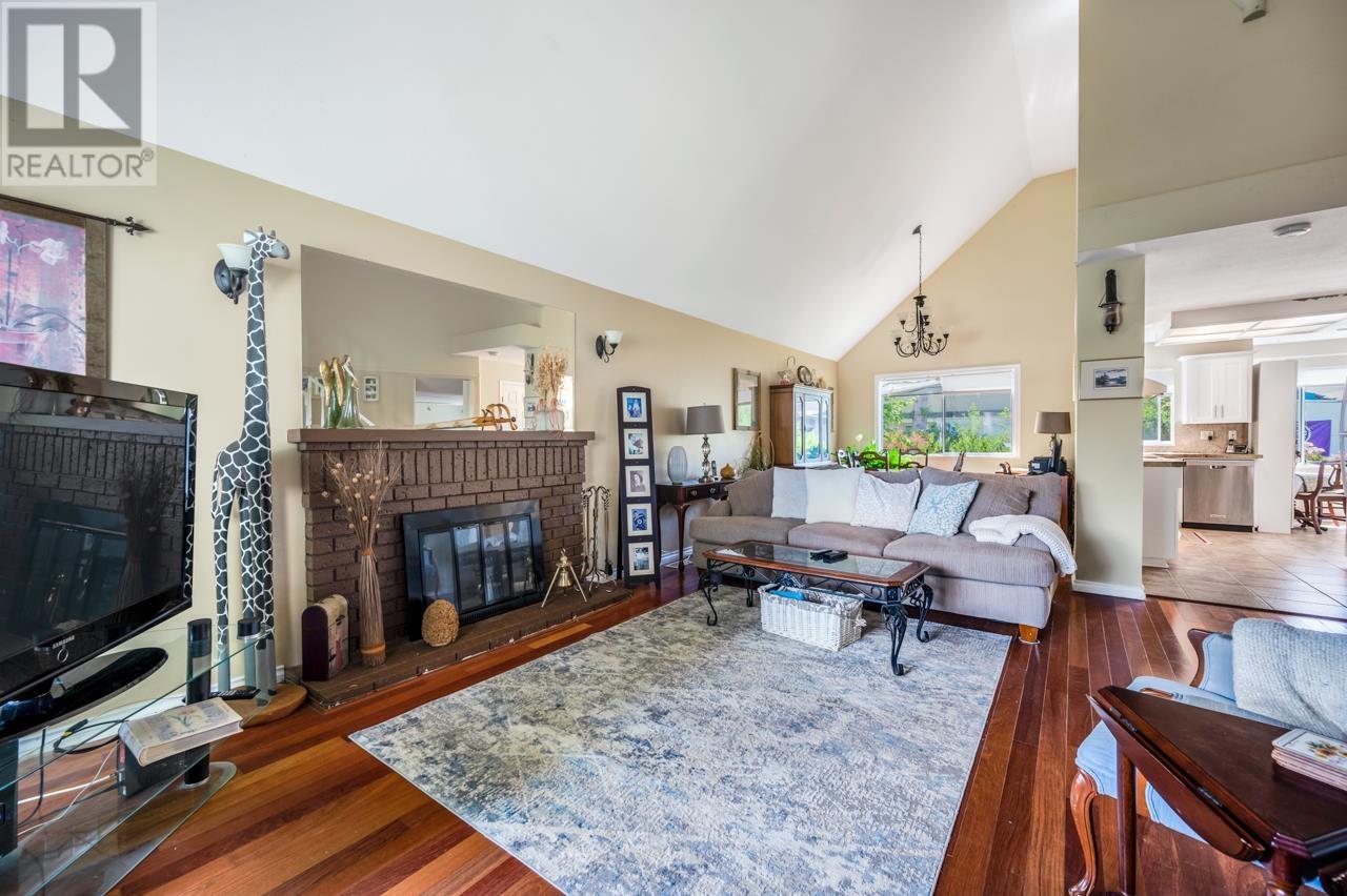 4260 Shackleton Gate, Richmond, British Columbia  V7C 4X1 - Photo 4 - R2800919