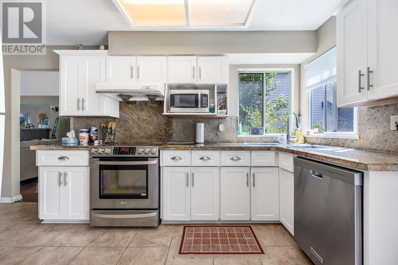 4260 Shackleton Gate, Richmond, British Columbia  V7C 4X1 - Photo 10 - R2800919