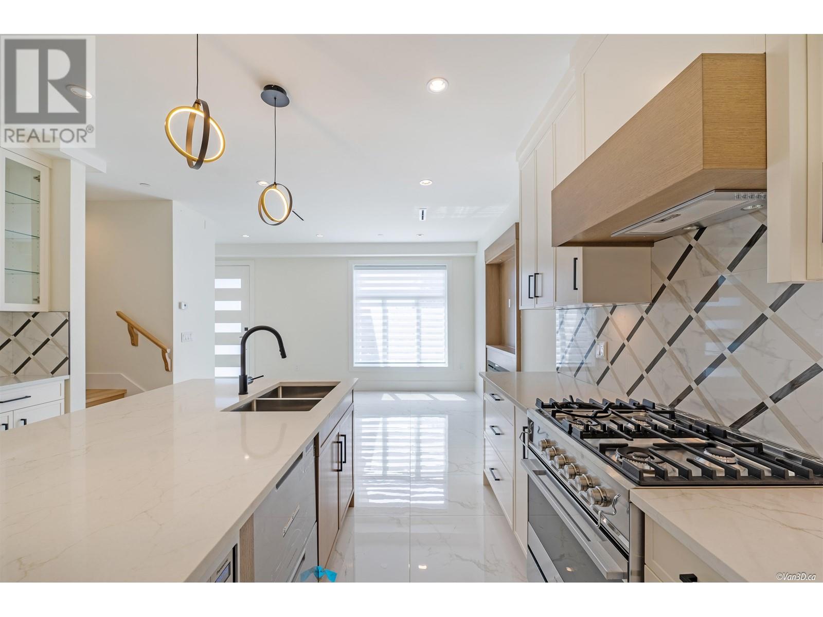 1369 E 63rd Avenue, Vancouver, British Columbia  V5X 2L5 - Photo 8 - R2801467