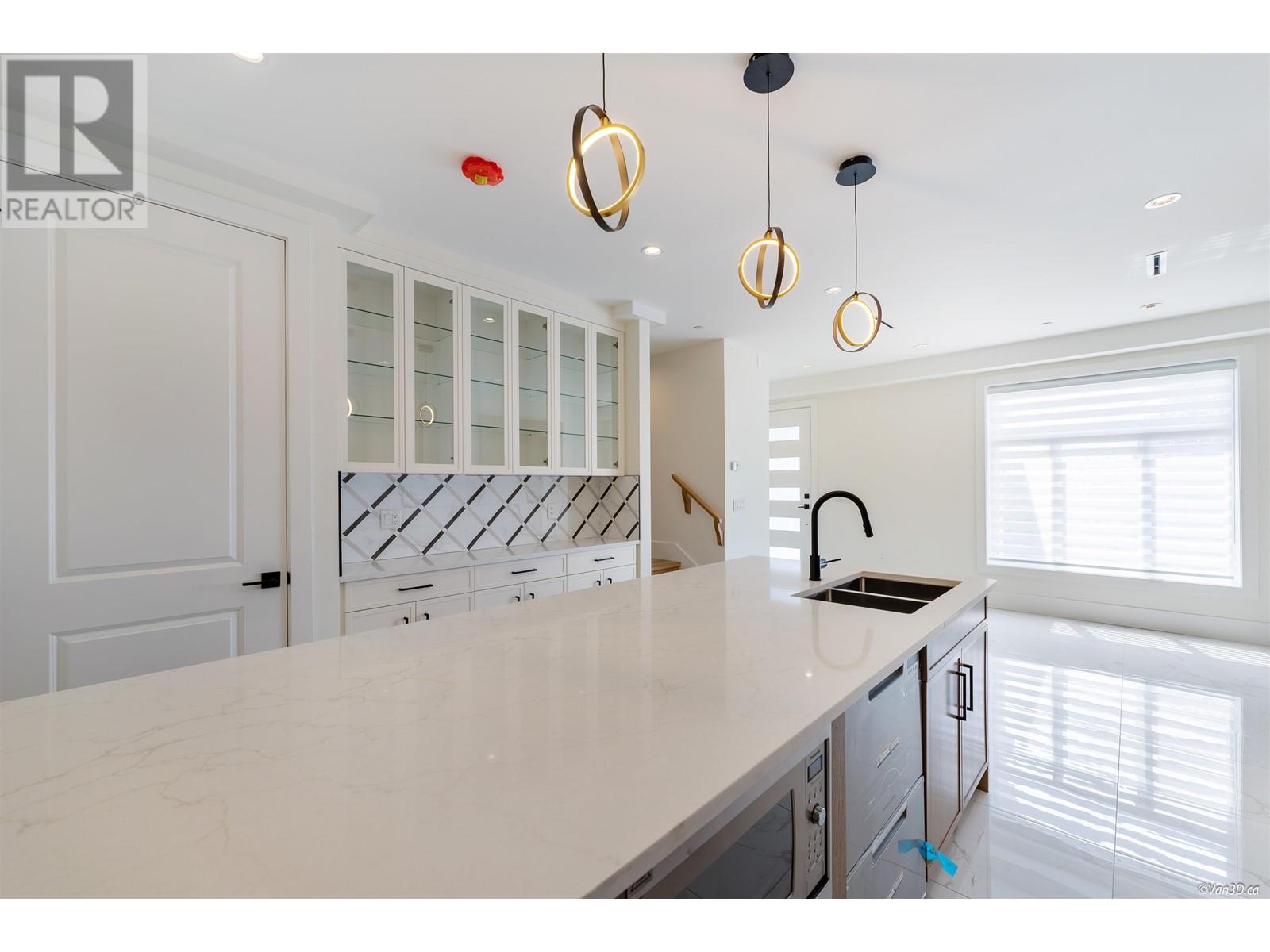 1369 E 63rd Avenue, Vancouver, British Columbia  V5X 2L5 - Photo 9 - R2801467