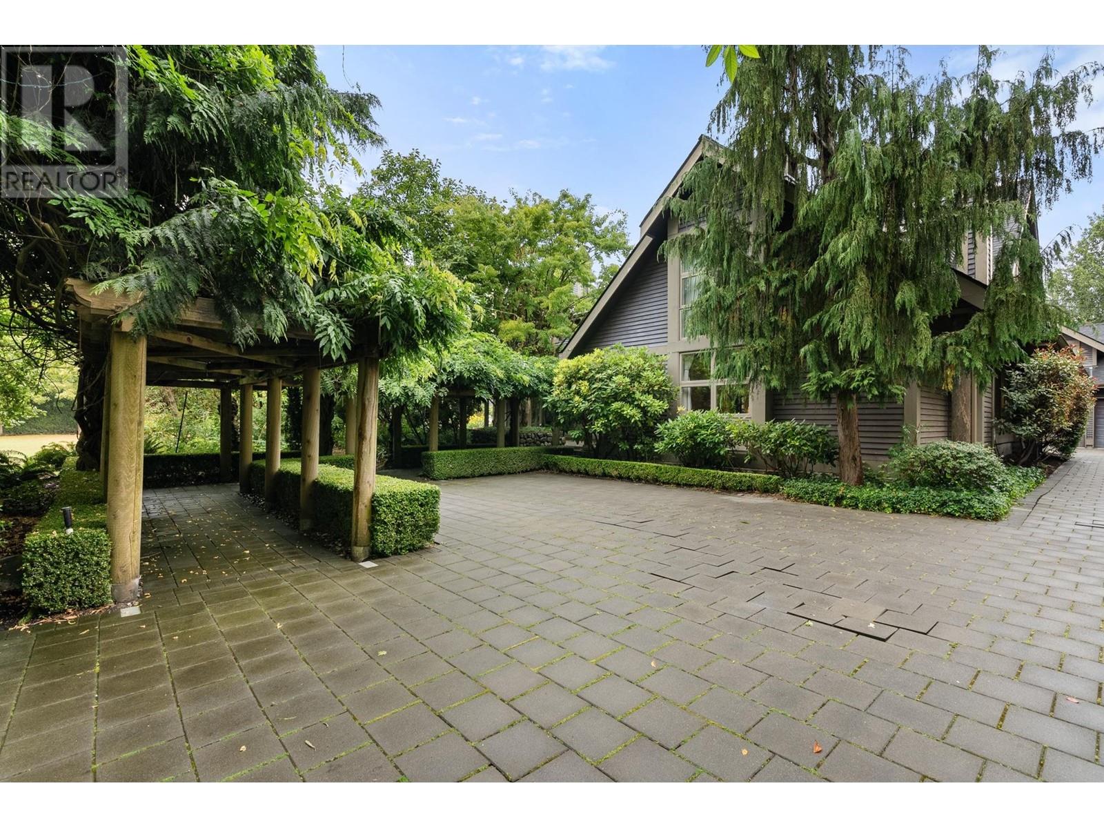 3275 Celtic Avenue, Vancouver, British Columbia  V6N 4E2 - Photo 2 - R2801400