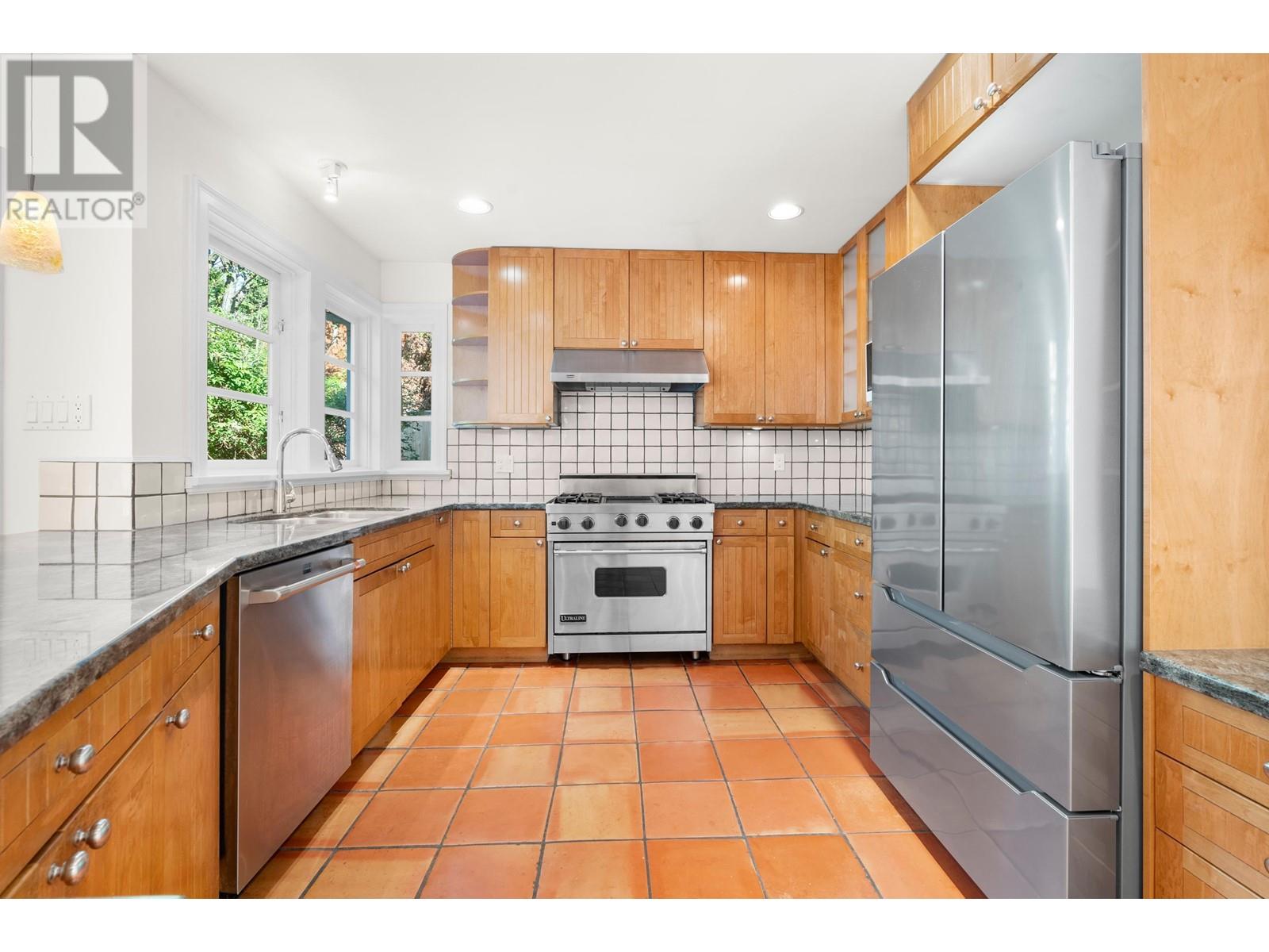 2957 Palmerston Avenue, West Vancouver, British Columbia  V7V 2X2 - Photo 14 - R2802576