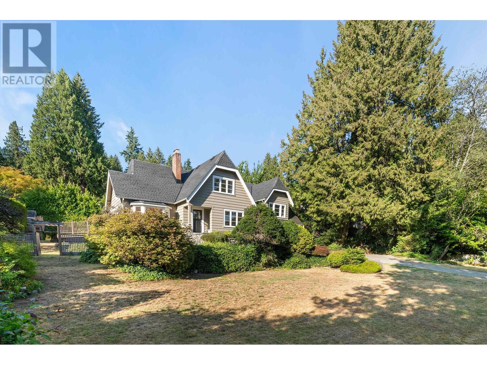 2957 Palmerston Avenue, West Vancouver, British Columbia  V7V 2X2 - Photo 3 - R2802576