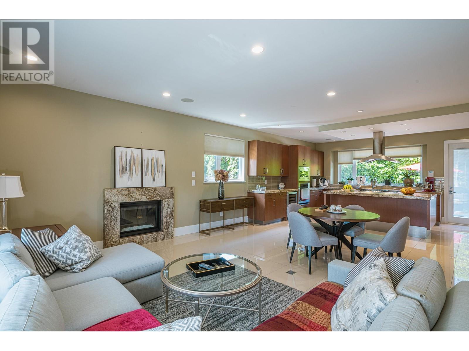 482 Genoa Crescent, North Vancouver, British Columbia  V7N 3B7 - Photo 16 - R2802458