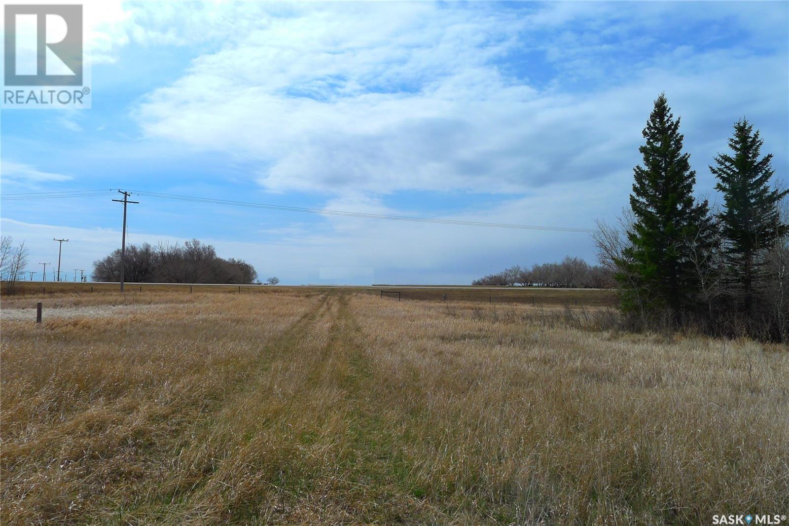 4.44 Acres. East Of Biggar On Hwy 14, Biggar Rm No. 347, Saskatchewan  S0K 0M0 - Photo 3 - SK939043