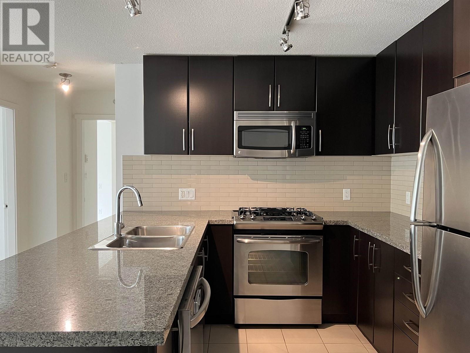 305 660 Nootka Way, Port Moody, British Columbia  V3H 0B7 - Photo 14 - R2802579