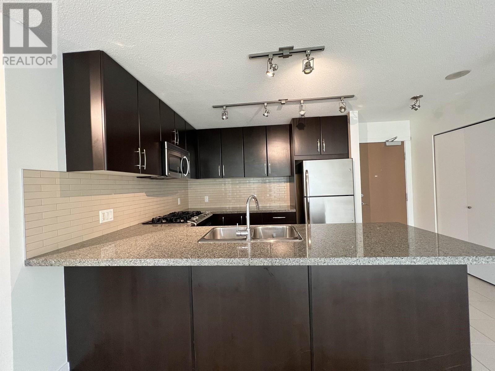 305 660 Nootka Way, Port Moody, British Columbia  V3H 0B7 - Photo 10 - R2802579
