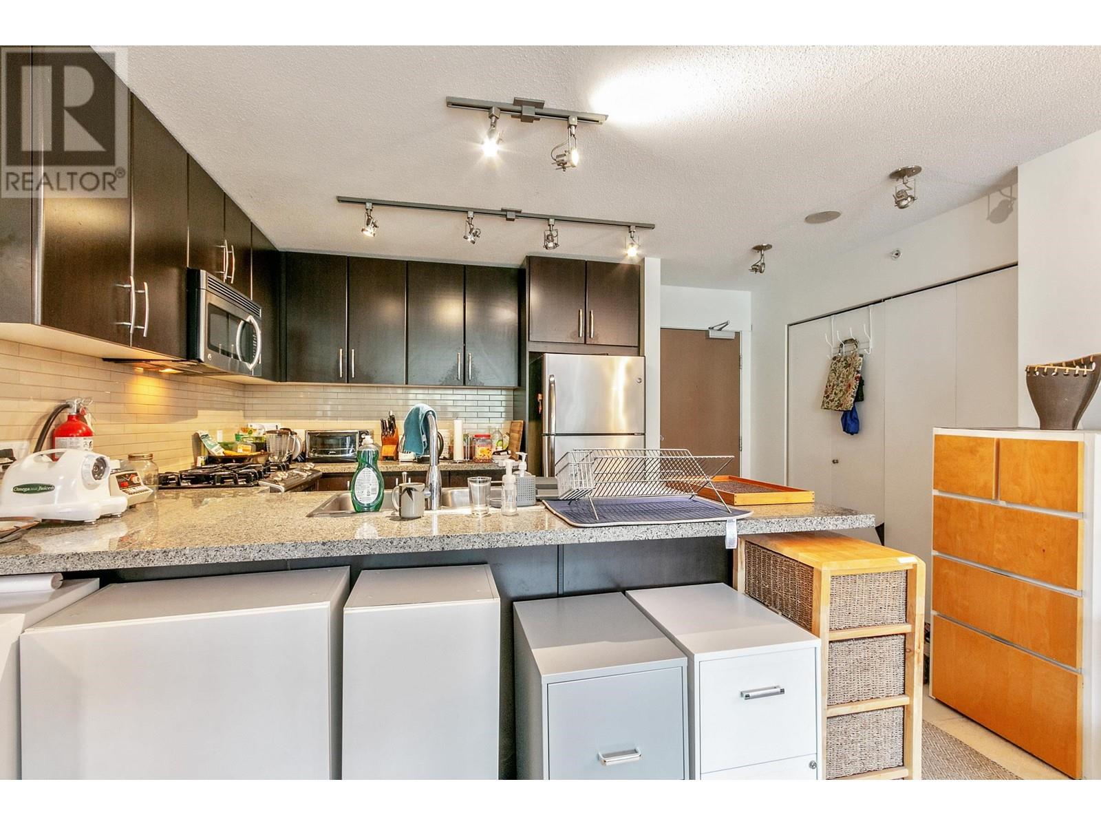 305 660 Nootka Way, Port Moody, British Columbia  V3H 0B7 - Photo 11 - R2802579