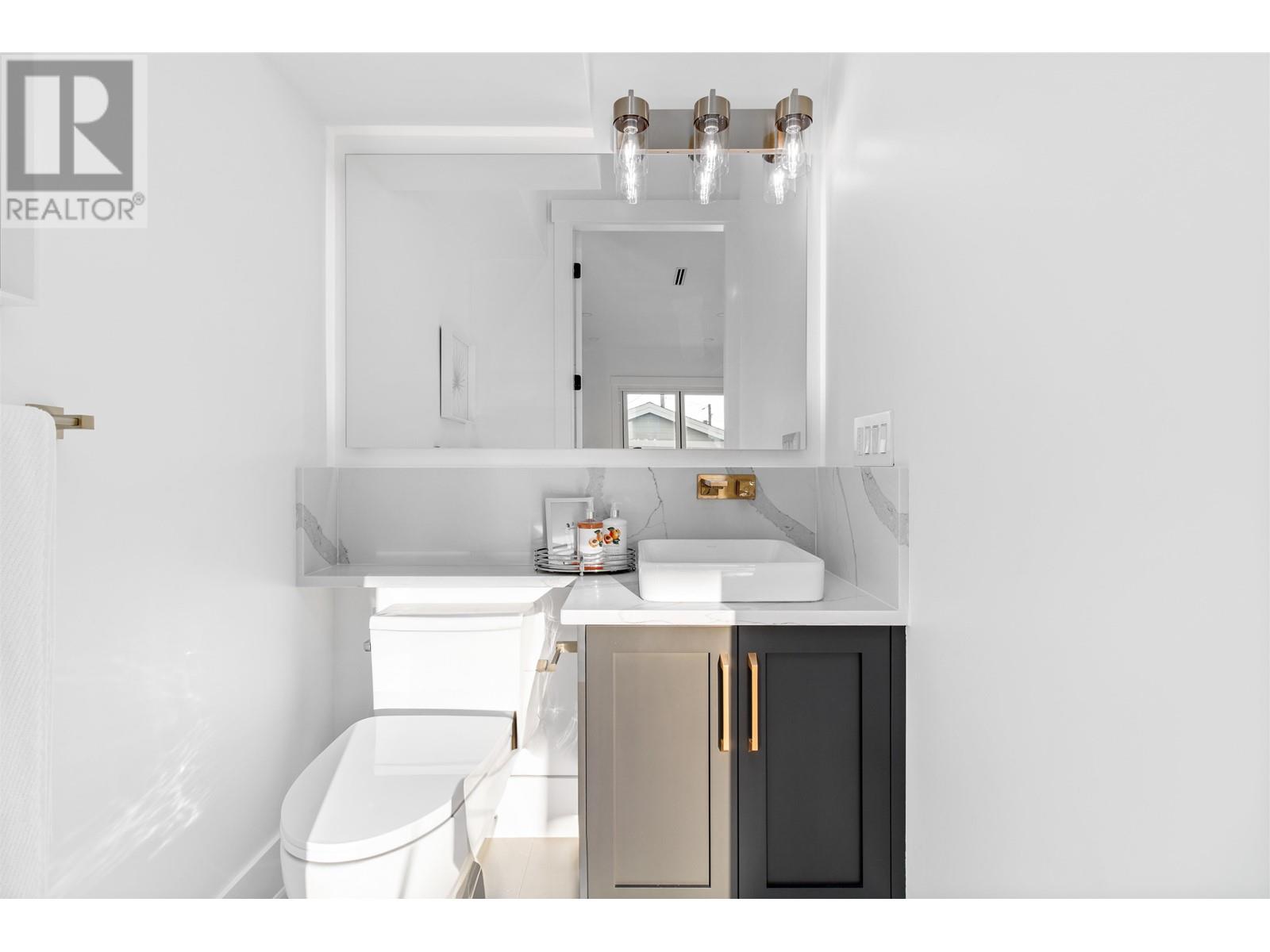 4647 Manor Street, Vancouver, British Columbia  V5R 3X7 - Photo 11 - R2801463
