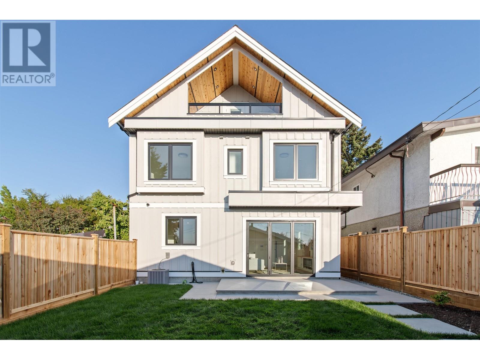4647 Manor Street, Vancouver, British Columbia  V5R 3X7 - Photo 2 - R2801463