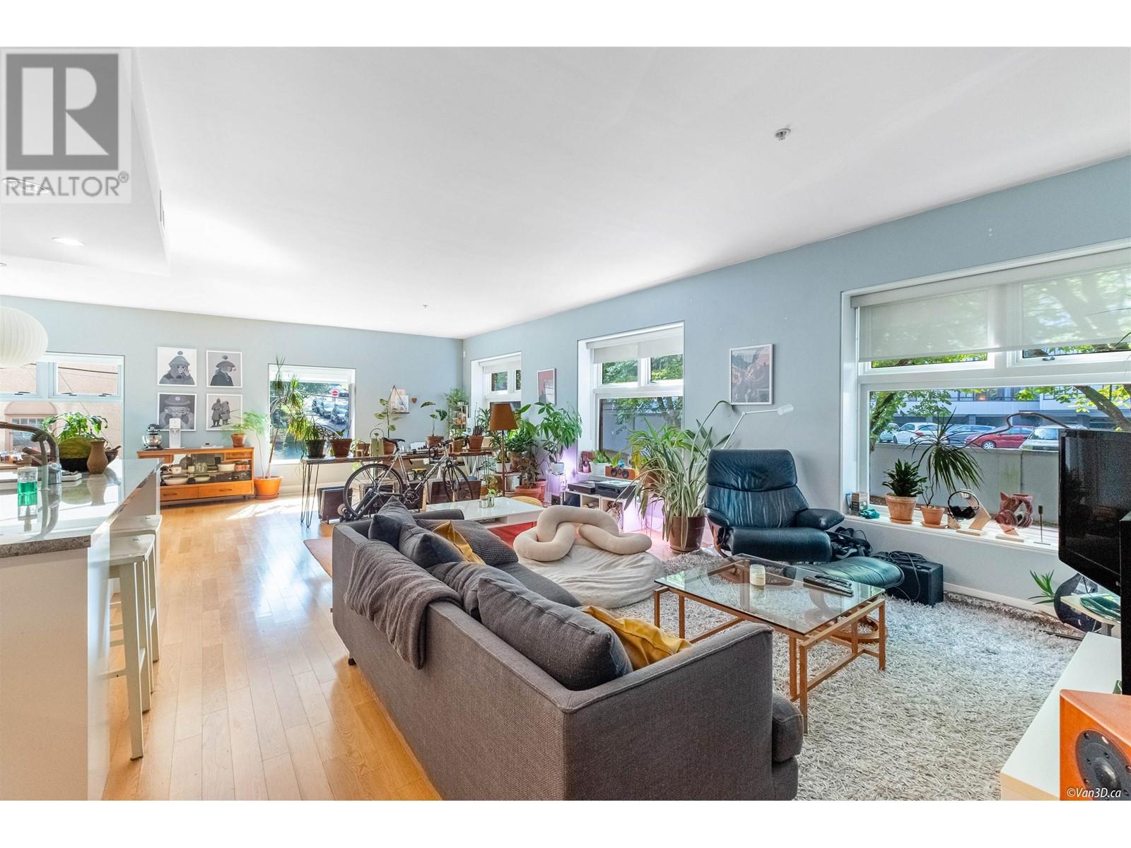 213 1477 W 15th Avenue, Vancouver, British Columbia  V6H 1S4 - Photo 5 - R2802296