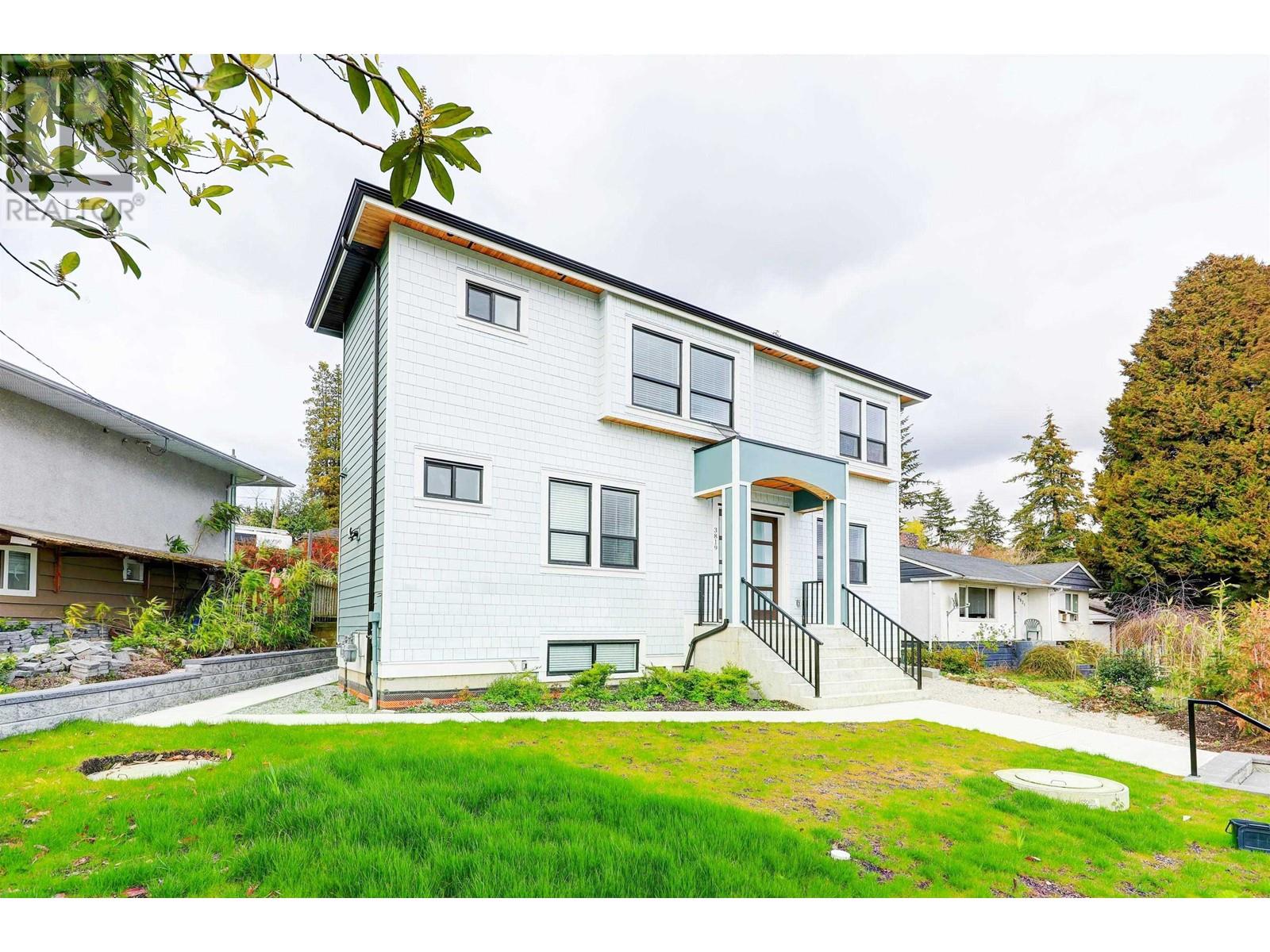 3819 Marine Drive, Burnaby, British Columbia  V5J 3E3 - Photo 2 - R2802686