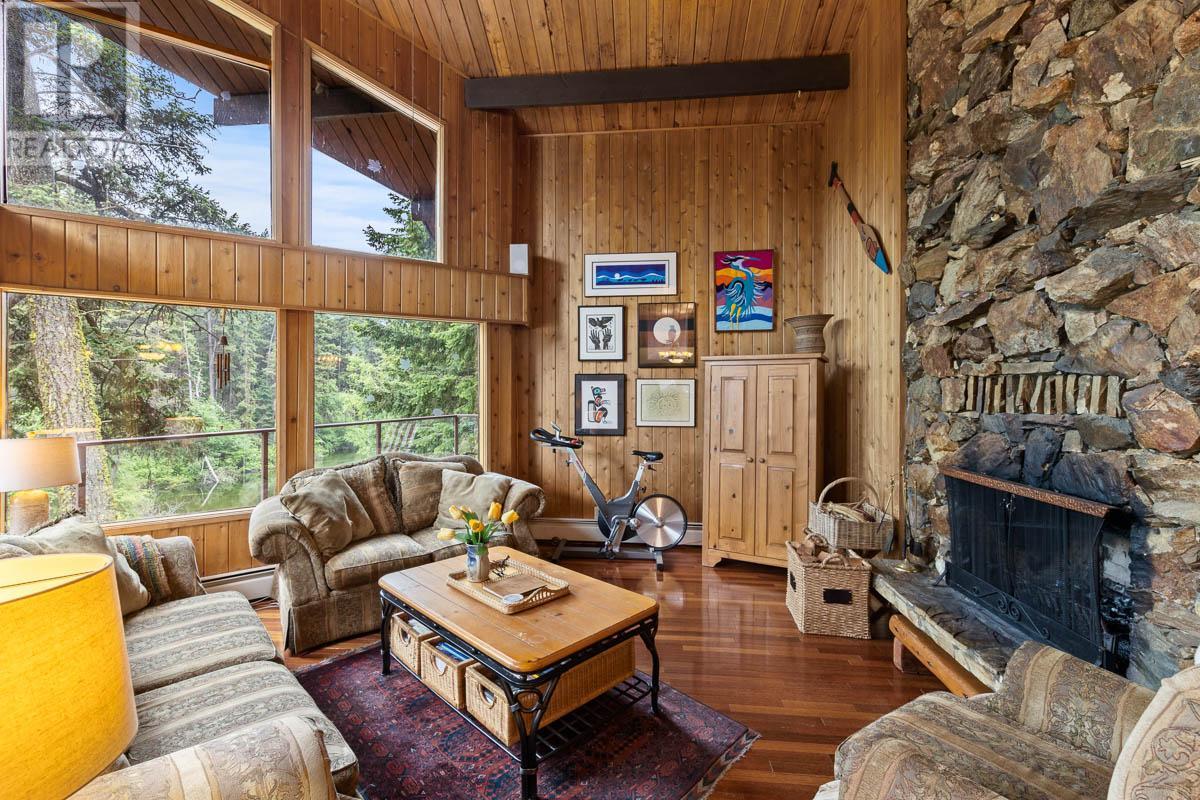 2556 Golden Horn Road, Heffley, British Columbia  V0E 1Z1 - Photo 7 - 173378