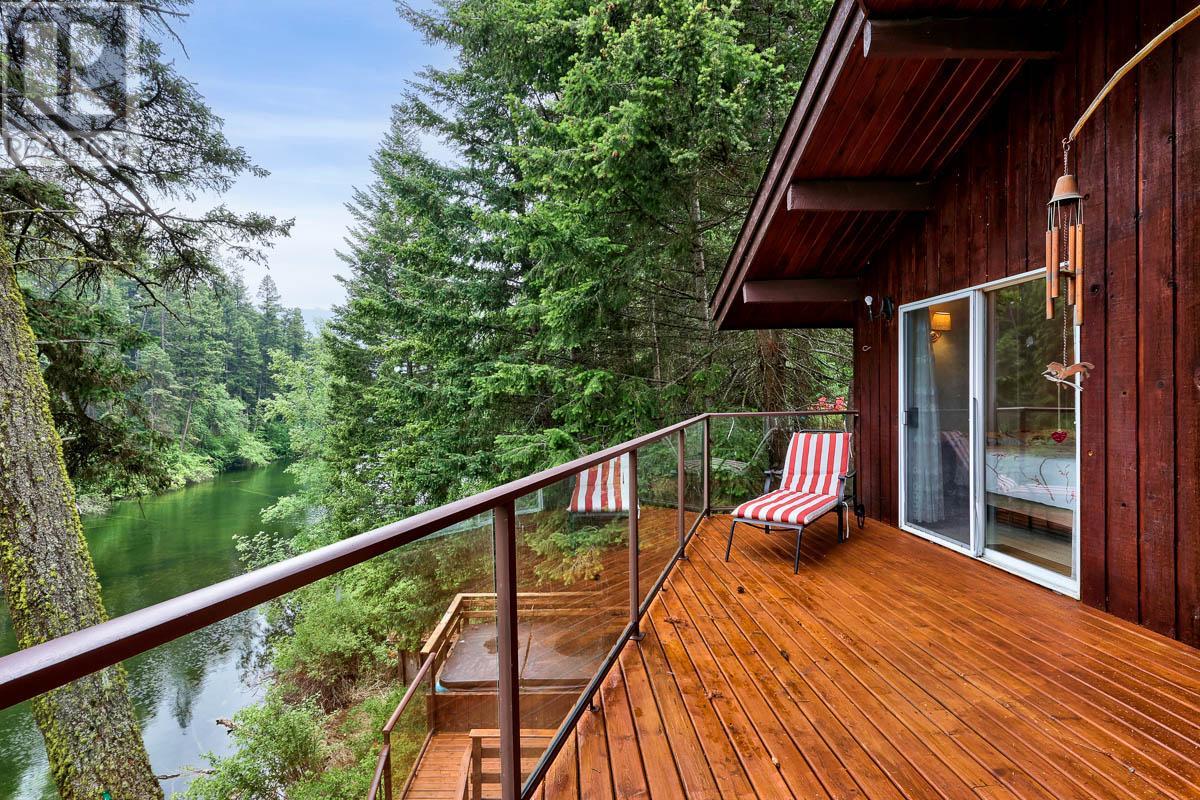 2556 Golden Horn Road, Heffley, British Columbia  V0E 1Z1 - Photo 21 - 173378