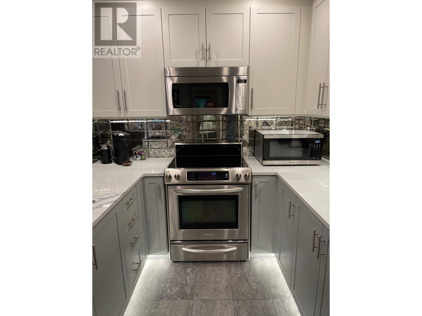 41d 4652 Blackcomb Way, Whistler, British Columbia  V8E 0X2 - Photo 14 - R2800907