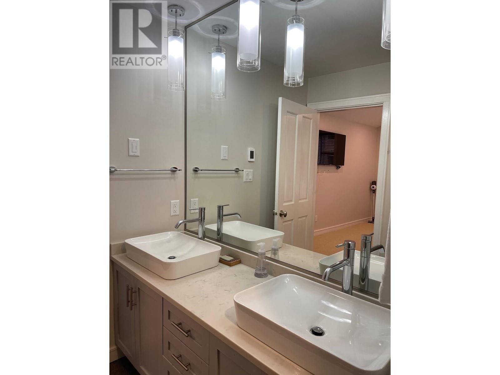 41d 4652 Blackcomb Way, Whistler, British Columbia  V8E 0X2 - Photo 6 - R2800907