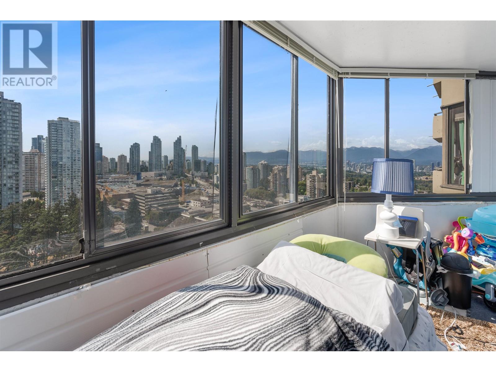 2305 6540 Burlington Avenue, Burnaby, British Columbia  V5H 4G3 - Photo 12 - R2802773