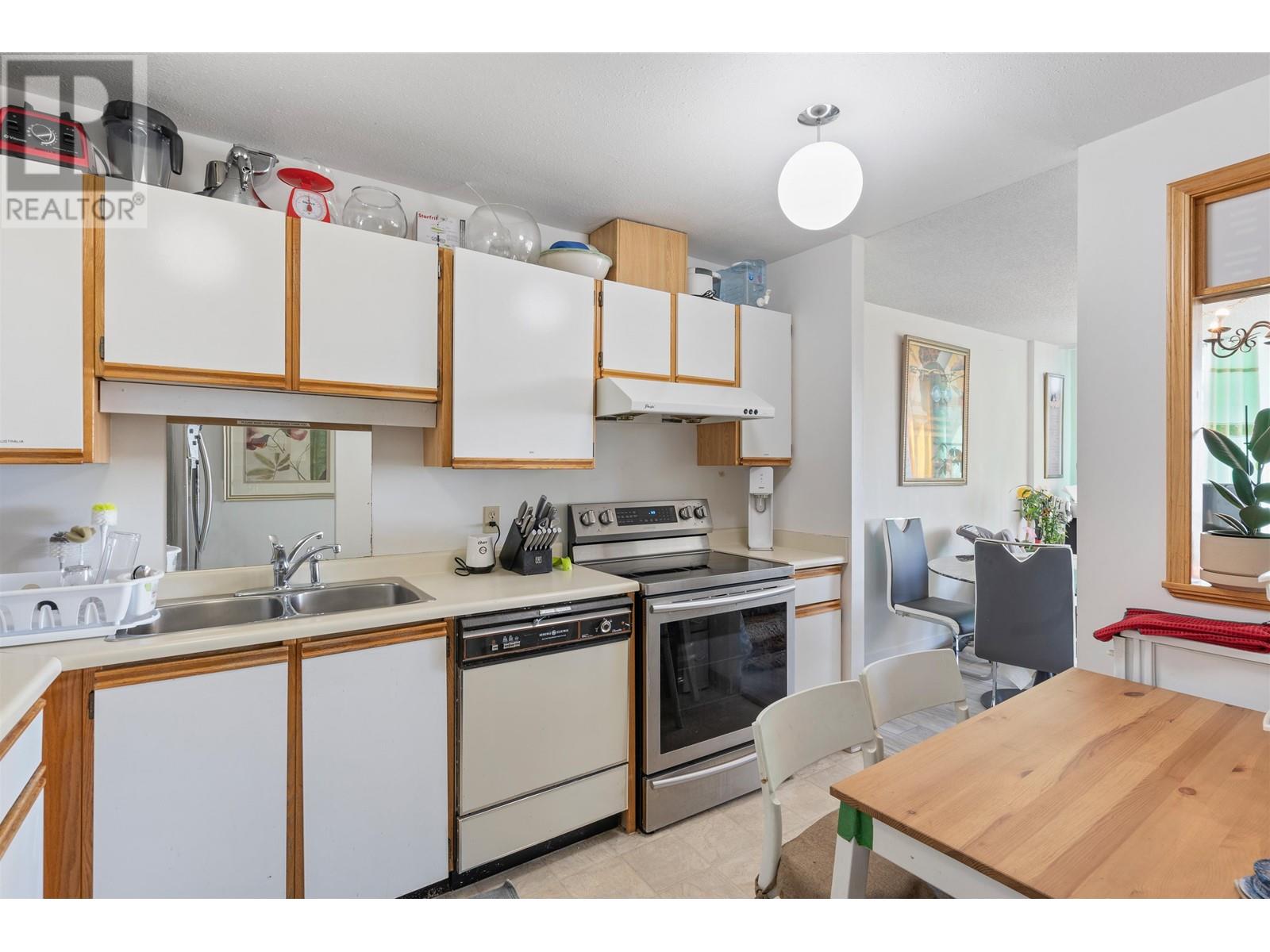 2305 6540 Burlington Avenue, Burnaby, British Columbia  V5H 4G3 - Photo 2 - R2802773