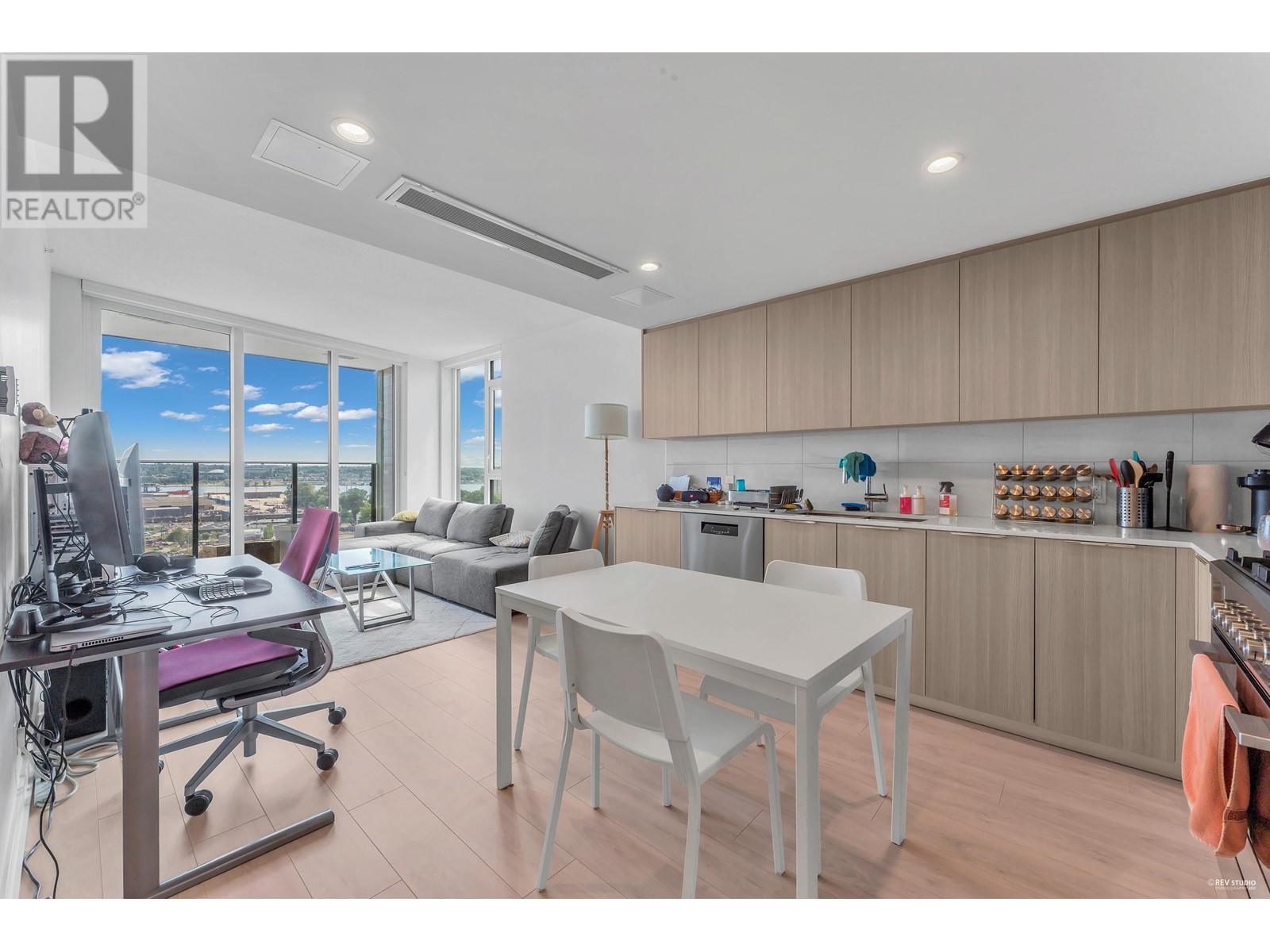 1605 1401 Hunter Street, Vancouver, British Columbia  V7J 0E2 - Photo 5 - R2802931