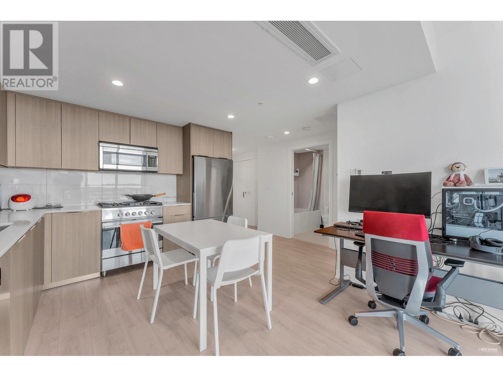 1605 1401 Hunter Street, Vancouver, British Columbia  V7J 0E2 - Photo 7 - R2802931