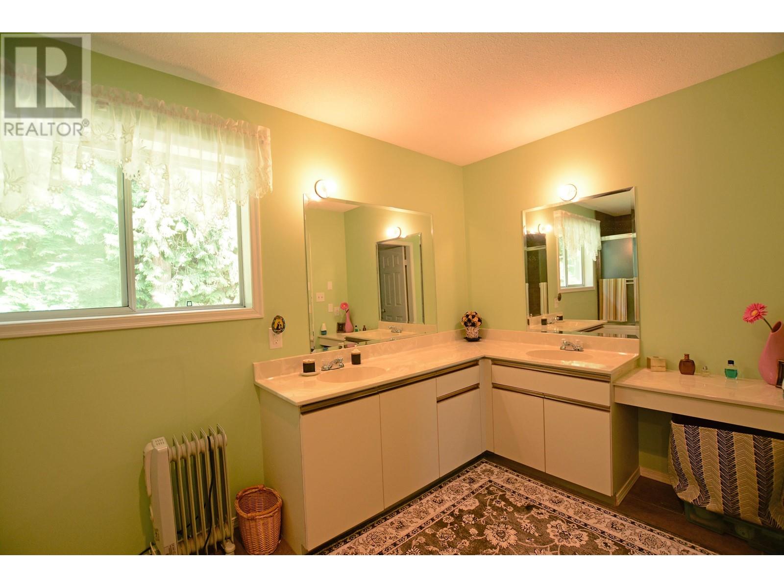 26025 103 Avenue, Maple Ridge, British Columbia  V2W 1K1 - Photo 25 - R2798735