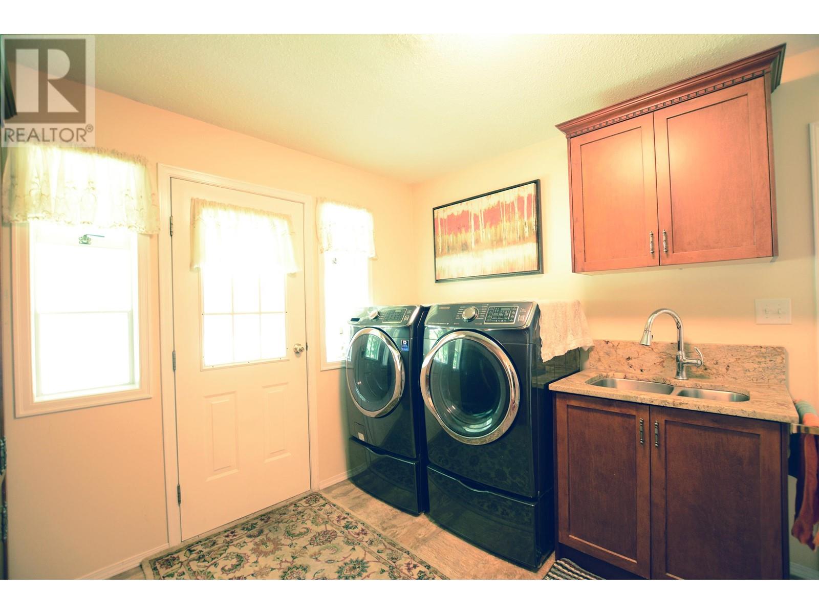 26025 103 Avenue, Maple Ridge, British Columbia  V2W 1K1 - Photo 19 - R2798735