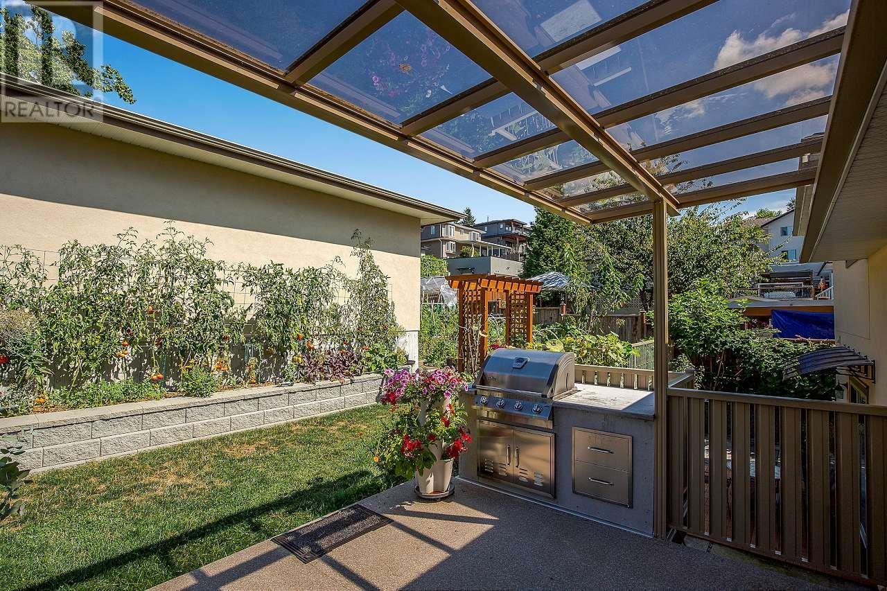 3925 William Street, Burnaby, British Columbia  V5C 3J2 - Photo 6 - R2803005