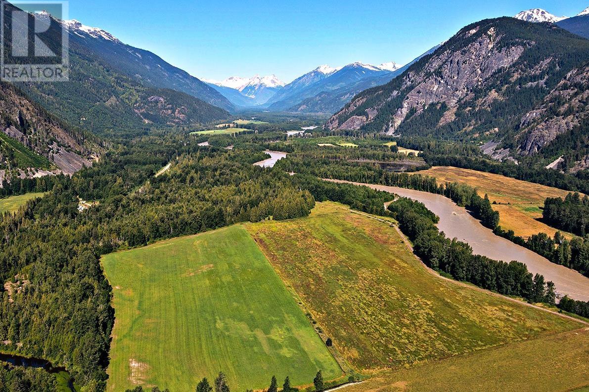 Dl 813 Pemberton Meadows Road, Pemberton, British Columbia  V0N 2L2 - Photo 17 - R2803158