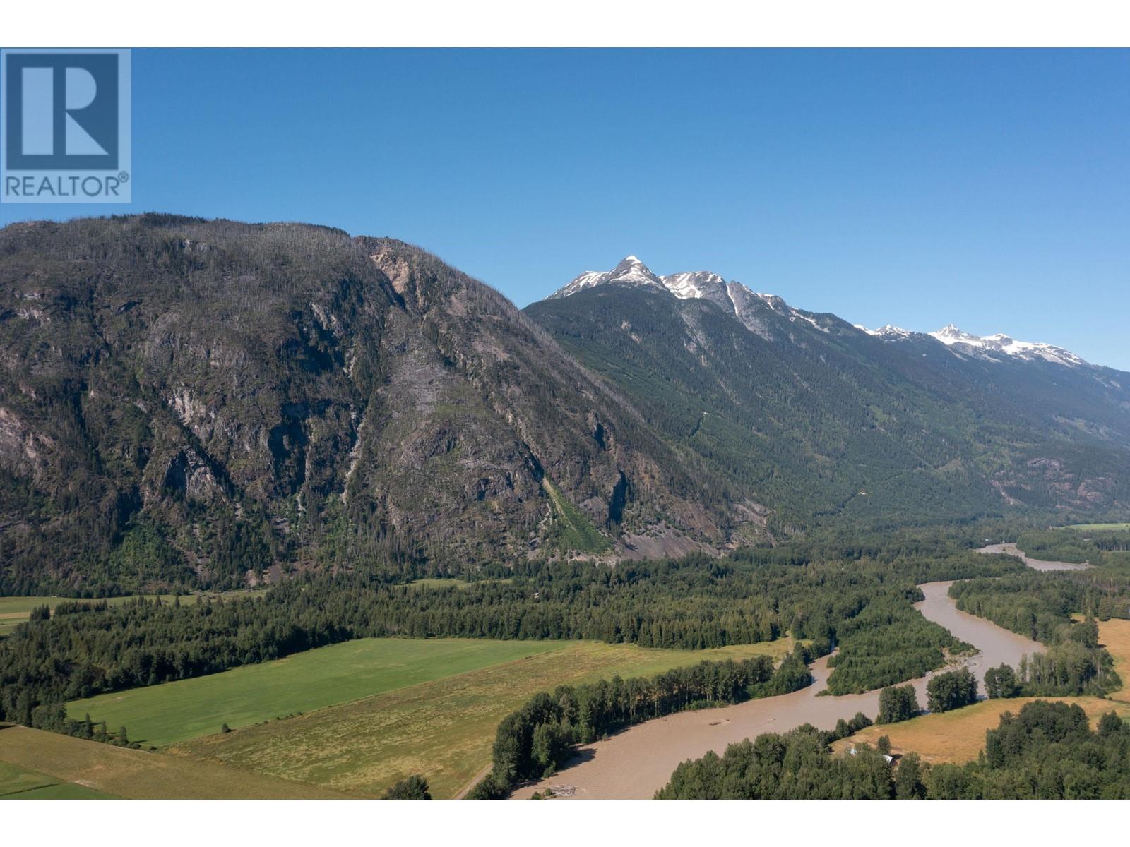 Dl 813 Pemberton Meadows Road, Pemberton, British Columbia  V0N 2L2 - Photo 8 - R2803158