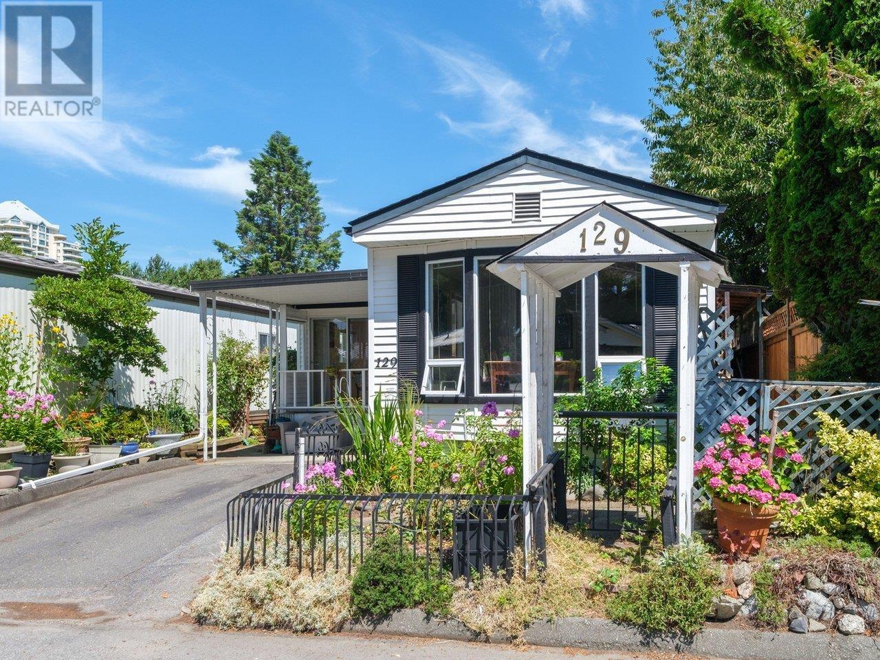 129 Hiawatha Drive, West Vancouver, British Columbia  V7P 3E8 - Photo 3 - R2803006