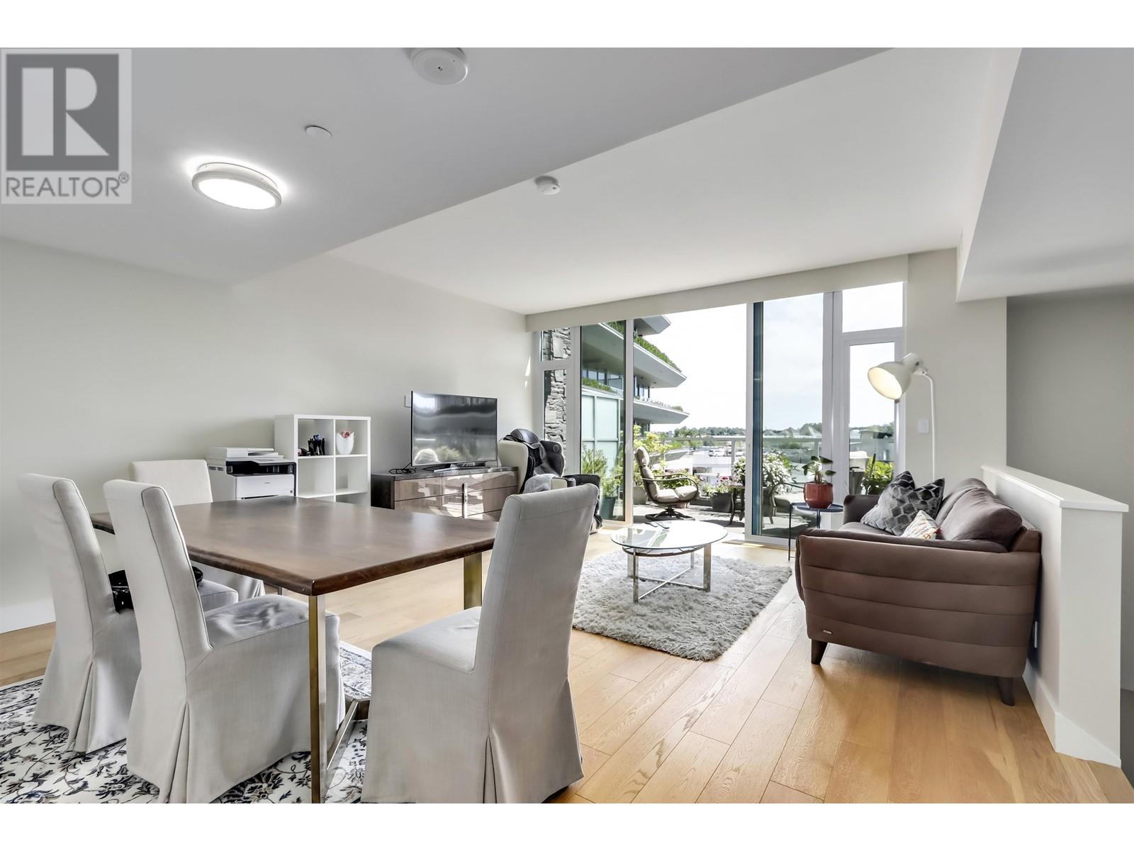 880 Arthur Erickson Place, West Vancouver, British Columbia  V7T 0B3 - Photo 3 - R2803183