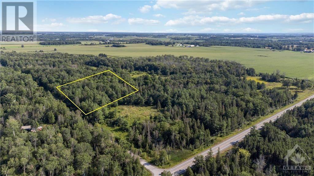 00 HOMESTEADERS ROAD UNIT#C, fitzroy harbour, Ontario