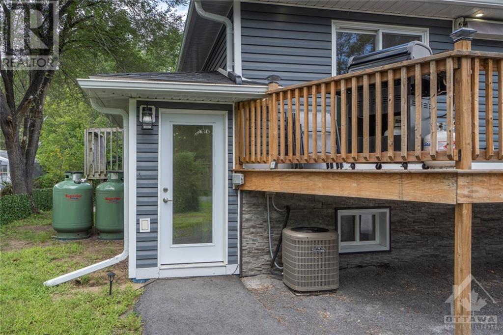 119 LEN PURCELL DRIVE Constance Bay