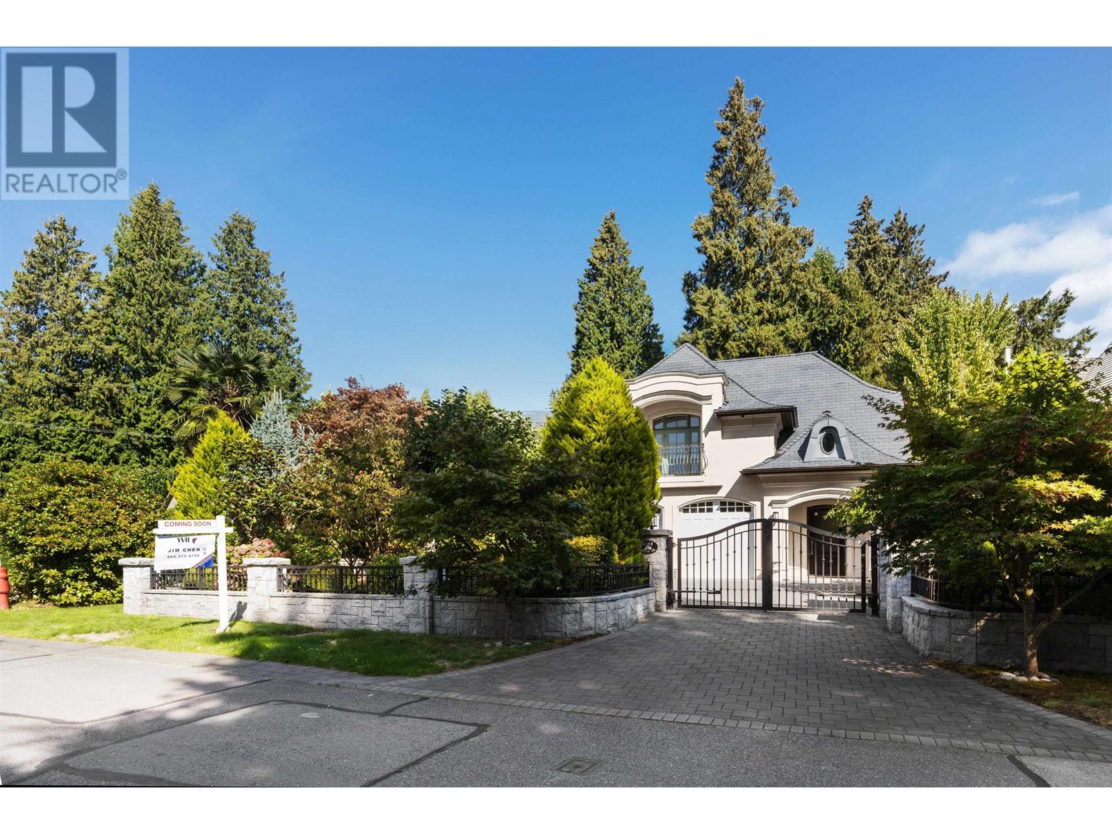 4348 Erwin Drive, West Vancouver, British Columbia  V7V 1H6 - Photo 2 - R2803295