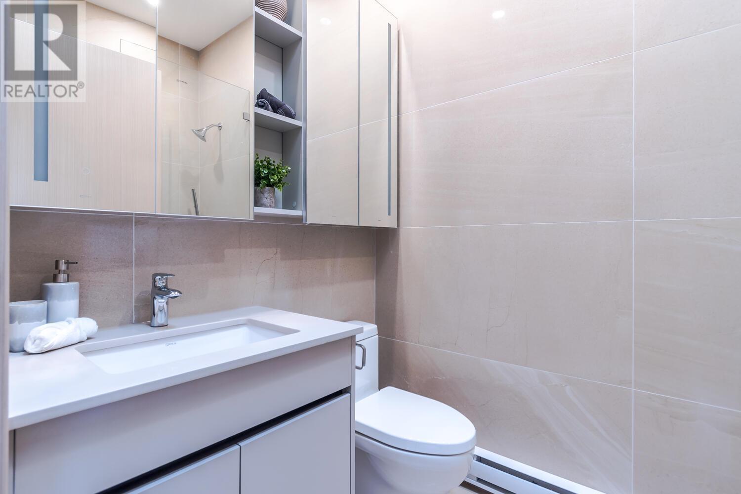 1510 W 61st Avenue, Vancouver, British Columbia  V6P 4Y9 - Photo 16 - R2803241
