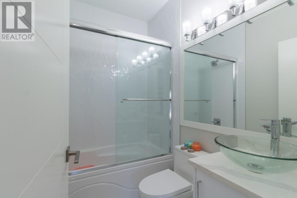 7471 Rosewood Street, Burnaby, British Columbia  V5E 2G6 - Photo 6 - R2803358