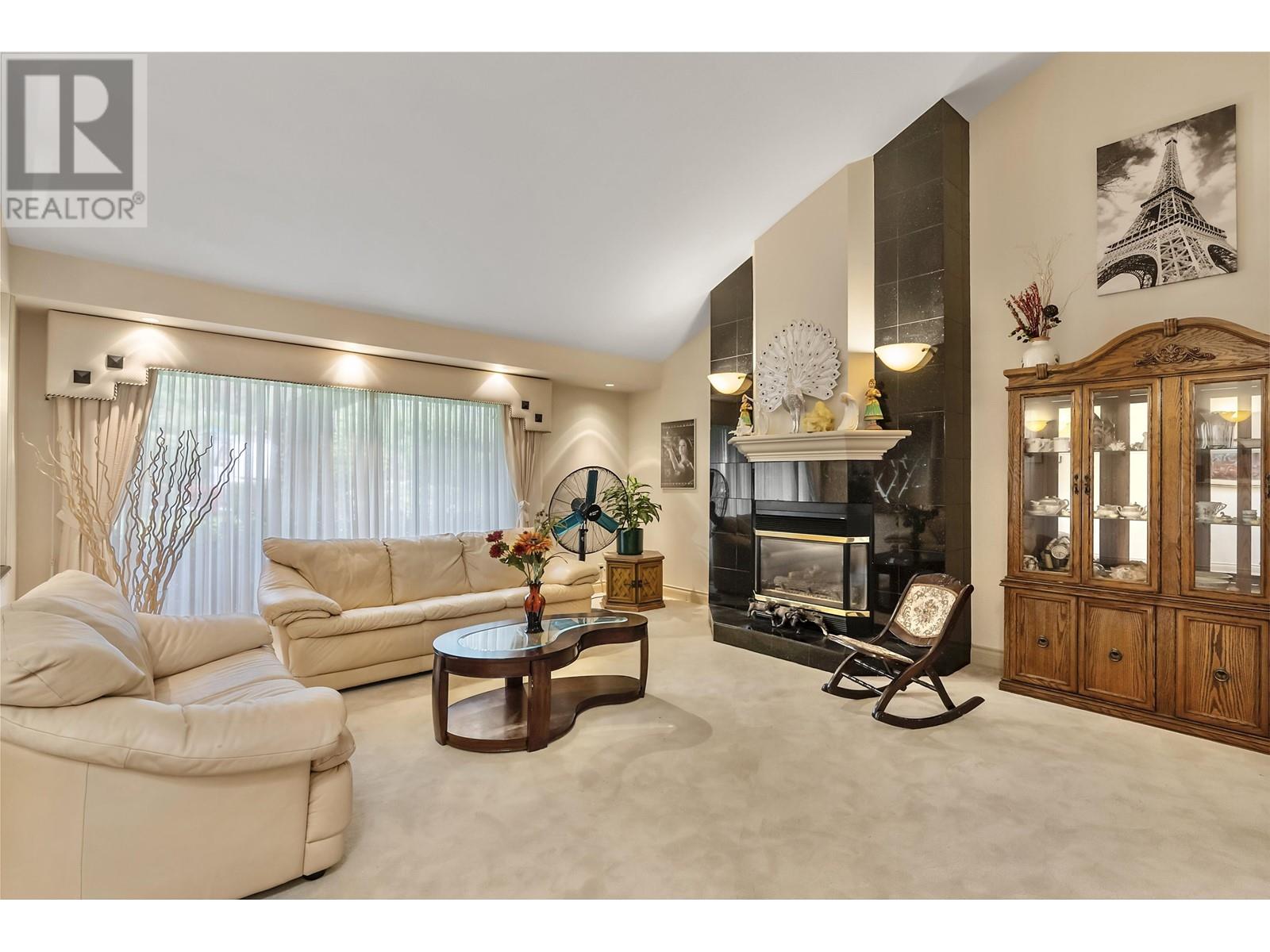 207 April Road, Port Moody, British Columbia  V3H 3V3 - Photo 3 - R2803319