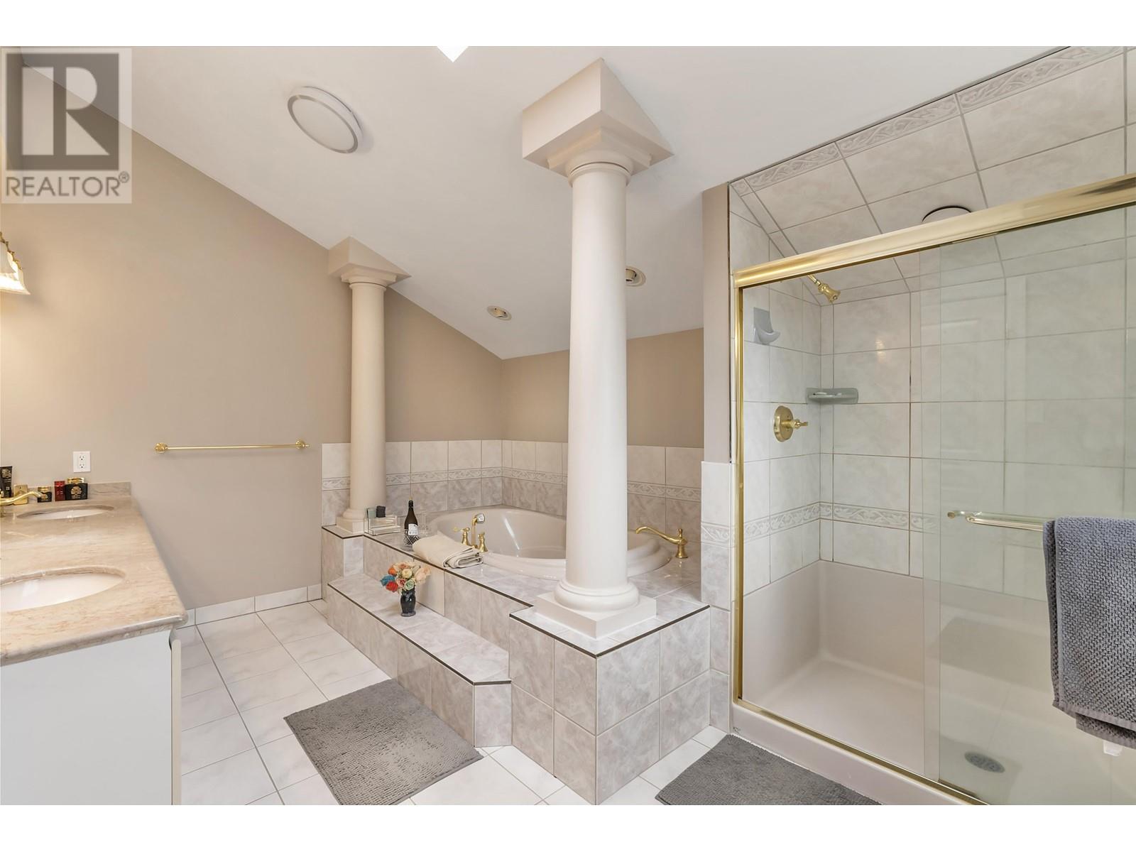 207 April Road, Port Moody, British Columbia  V3H 3V3 - Photo 20 - R2803319