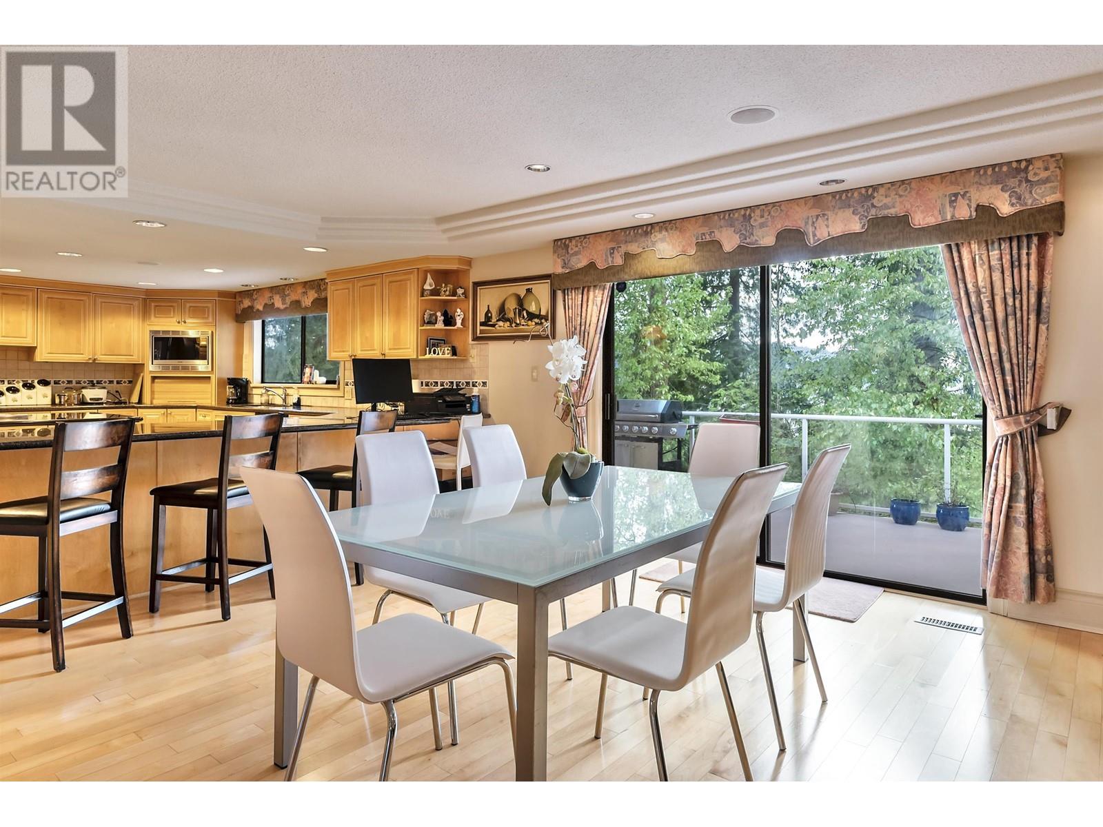 207 April Road, Port Moody, British Columbia  V3H 3V3 - Photo 10 - R2803319