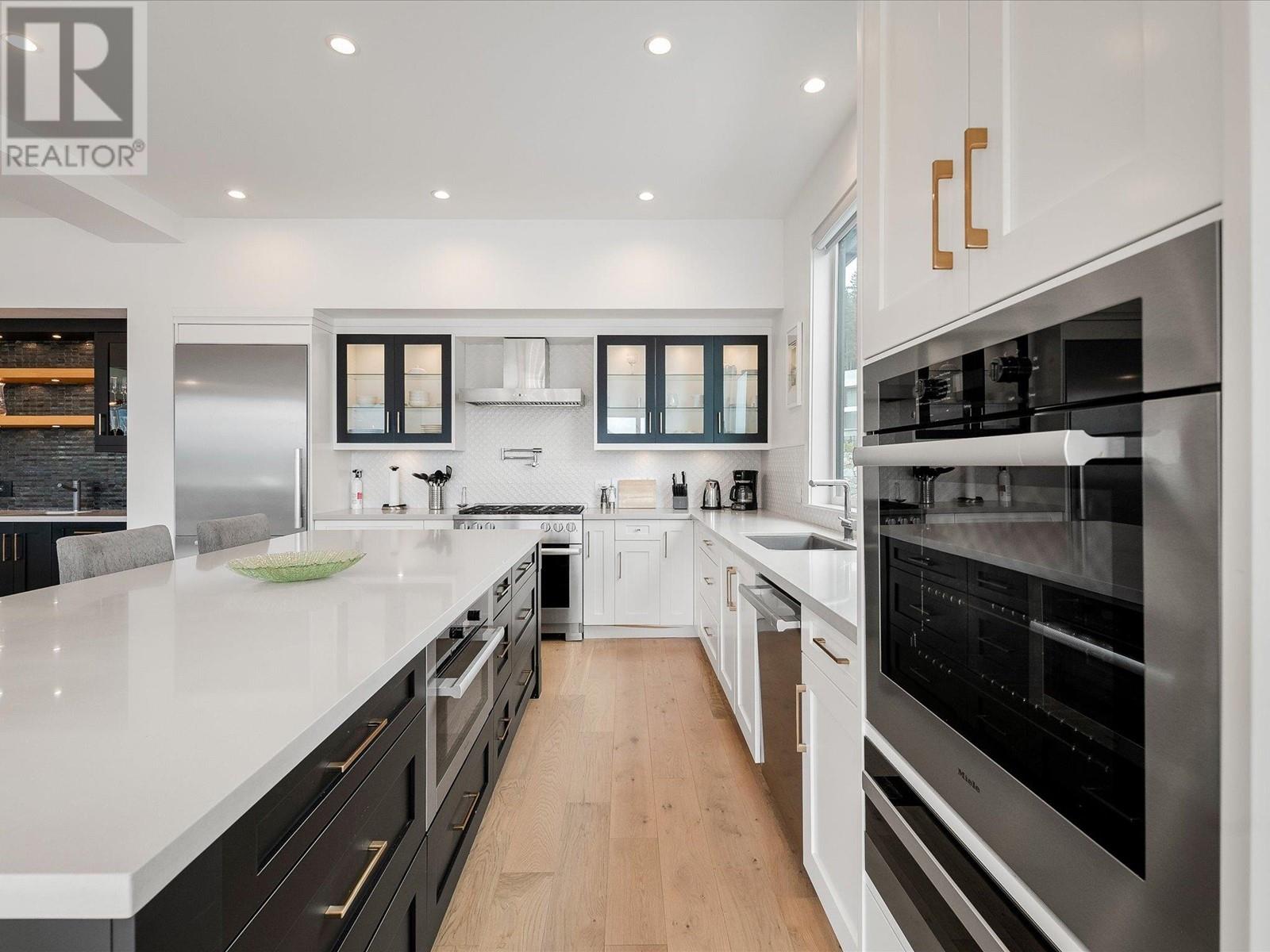 2006 Dowad Drive, Squamish, British Columbia  V8B 0Y8 - Photo 13 - R2803484
